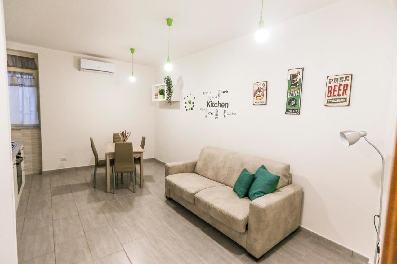 Habitat: Luxury Home Napoli Centro Bagian luar foto