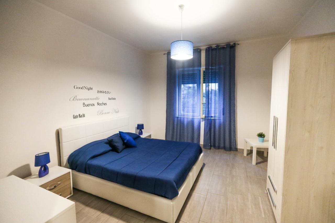 Habitat: Luxury Home Napoli Centro Bagian luar foto